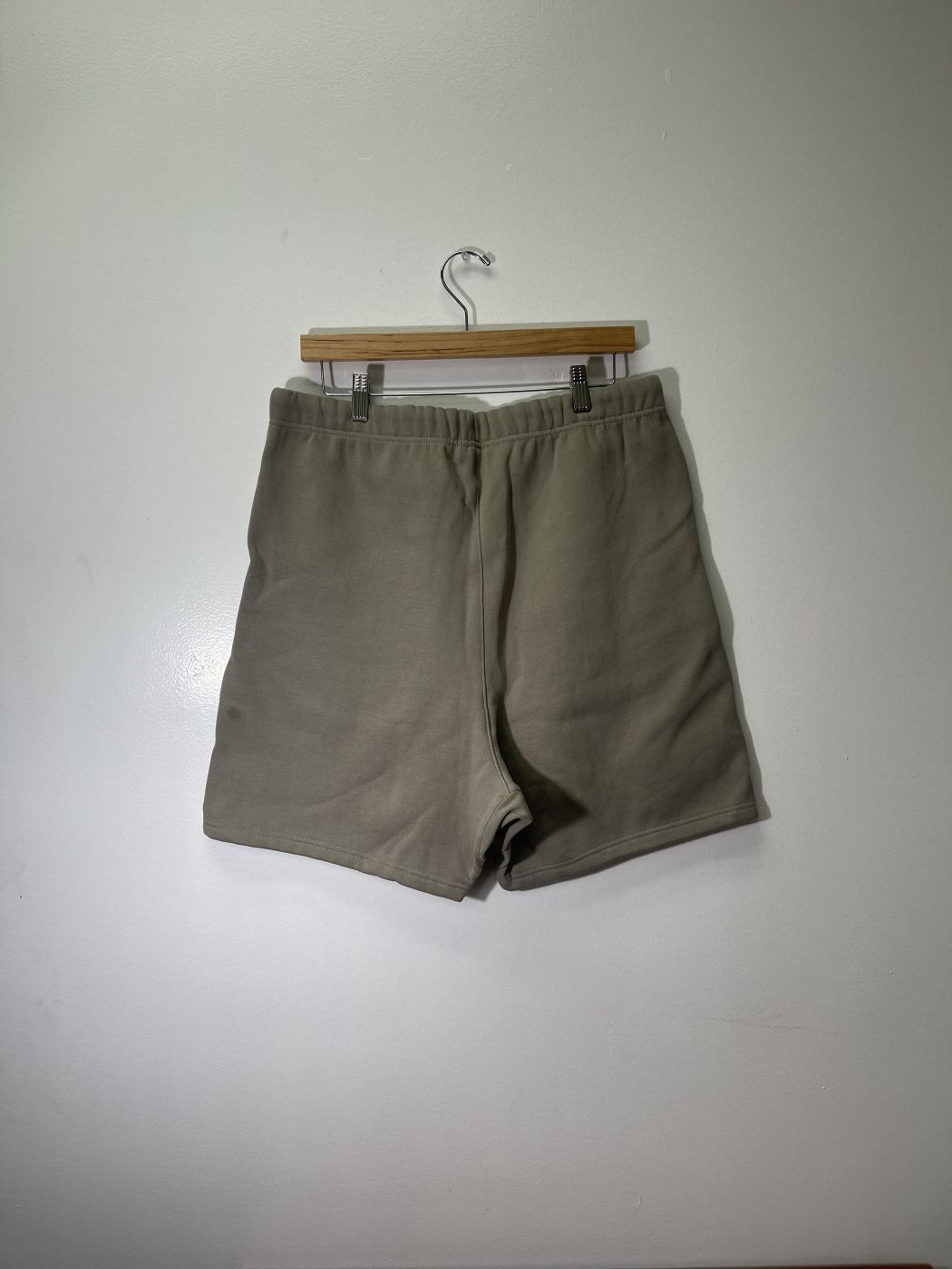 Fear Of God Essentials Shorts Pistachio Large FOG-237535