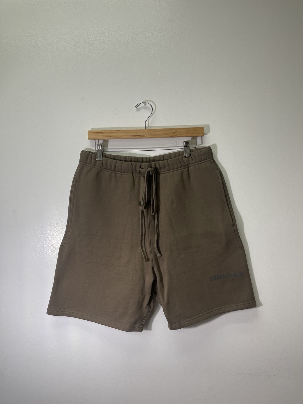 Fear Of God Essentials Shorts Harvest Medium FOG-237530